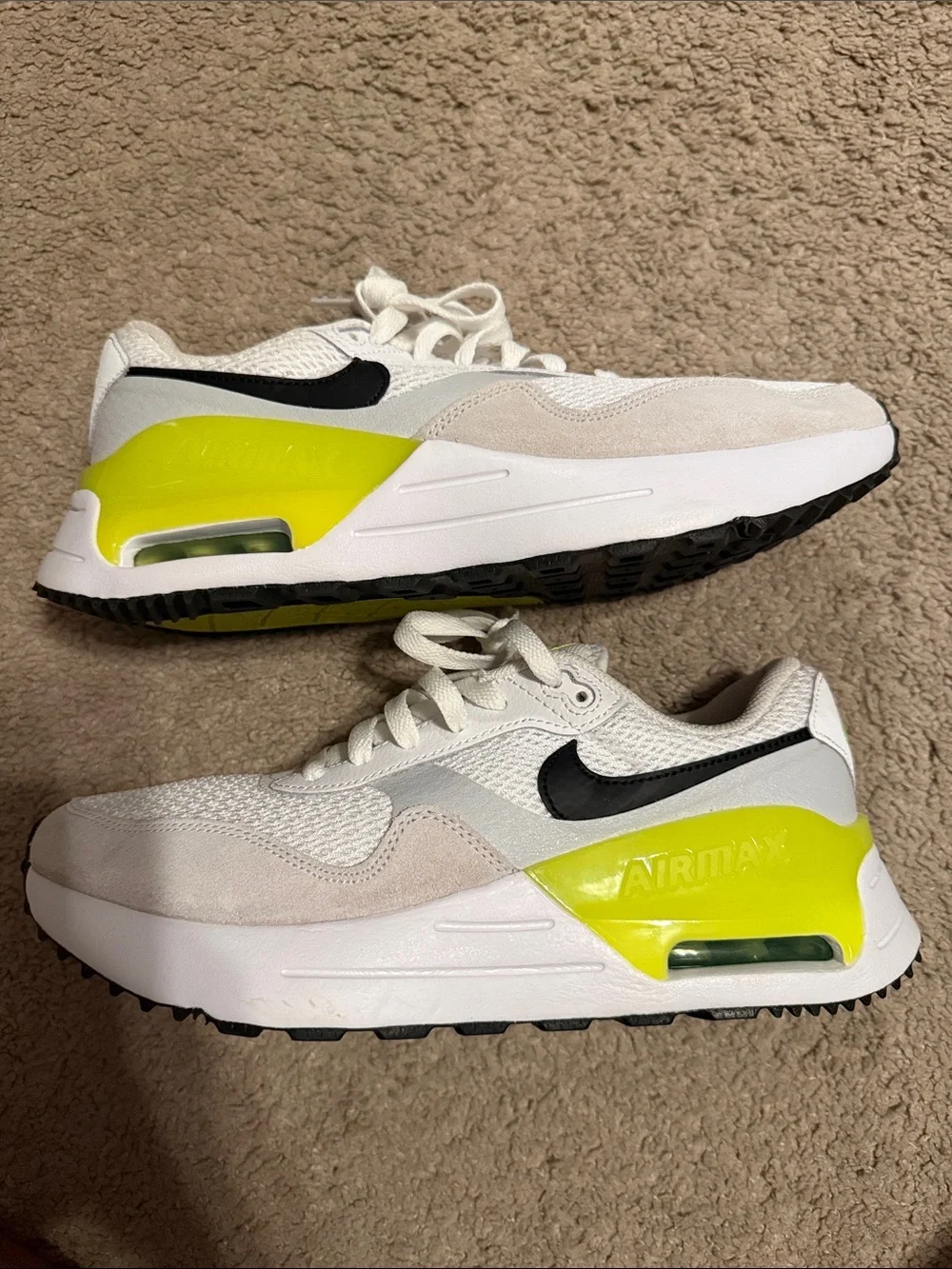 Nike women’s air